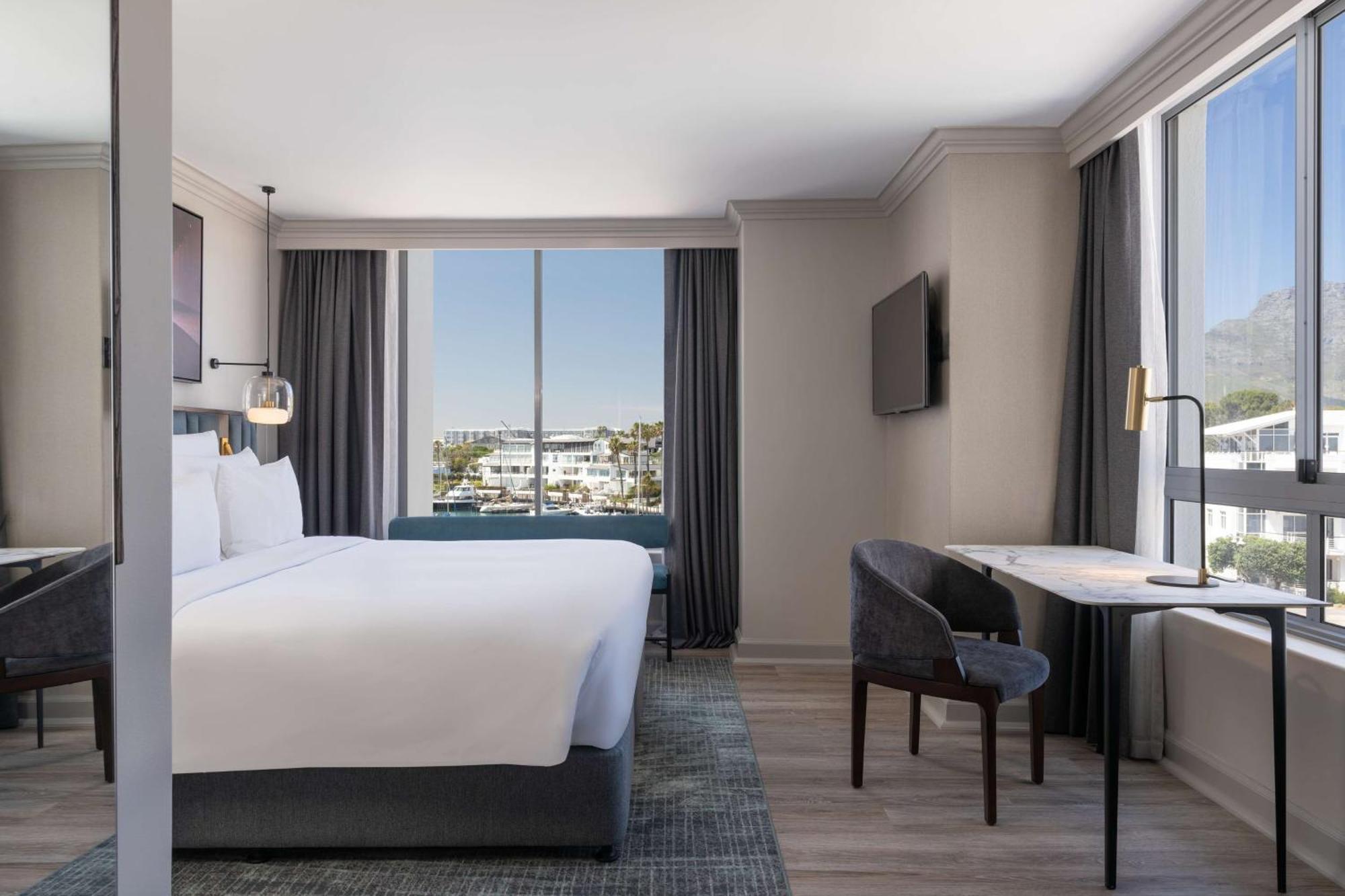 Collection Superior Room - Marina View